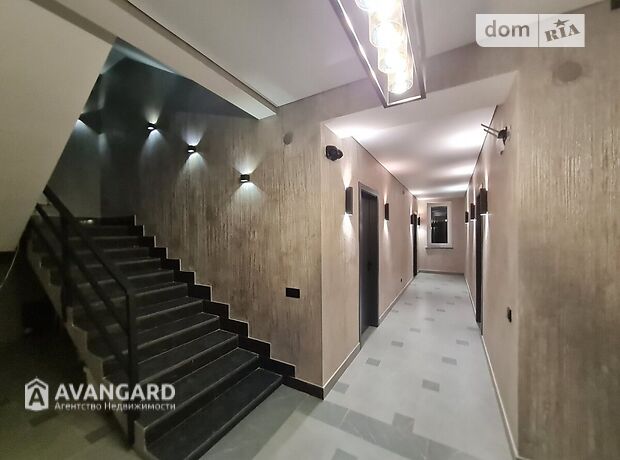 двоповерховий будинок, 500 кв. м, кирпич. Продаж в Глевасі (Київська обл.) фото 1 двоповерховий будинок, 500 кв. м, кирпич. Продаж в Глевасі (Київська обл.) фото 1
