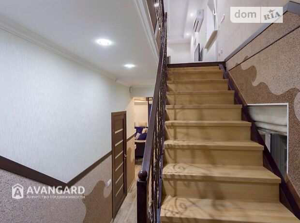 двоповерховий будинок, 500 кв. м, кирпич. Продаж в Глевасі (Київська обл.) фото 1 двоповерховий будинок, 500 кв. м, кирпич. Продаж в Глевасі (Київська обл.) фото 1