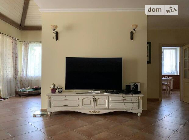 триповерховий будинок з садом, 354.9 кв. м, цегла. Продаж в Хлепчі (Київська обл.) фото 1 триповерховий будинок з садом, 354.9 кв. м, цегла. Продаж в Хлепчі (Київська обл.) фото 1