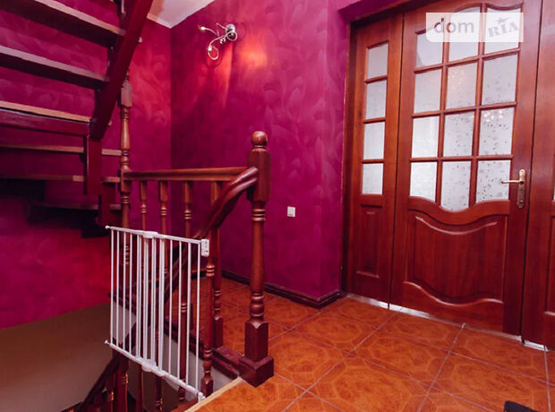 триповерховий будинок, 315.4 кв. м, кирпич. Продаж в Хлепчі (Київська обл.) фото 1 триповерховий будинок, 315.4 кв. м, кирпич. Продаж в Хлепчі (Київська обл.) фото 1