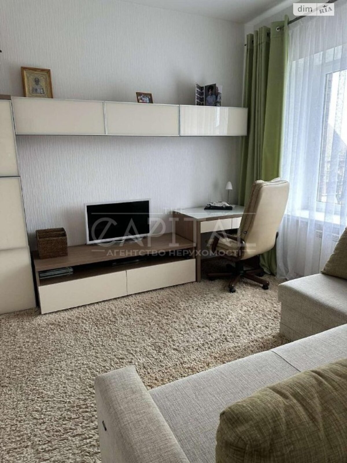 двоповерховий будинок, 370 кв. м, цегла. Продаж у Іванковичах фото 1 двоповерховий будинок, 370 кв. м, цегла. Продаж у Іванковичах фото 1