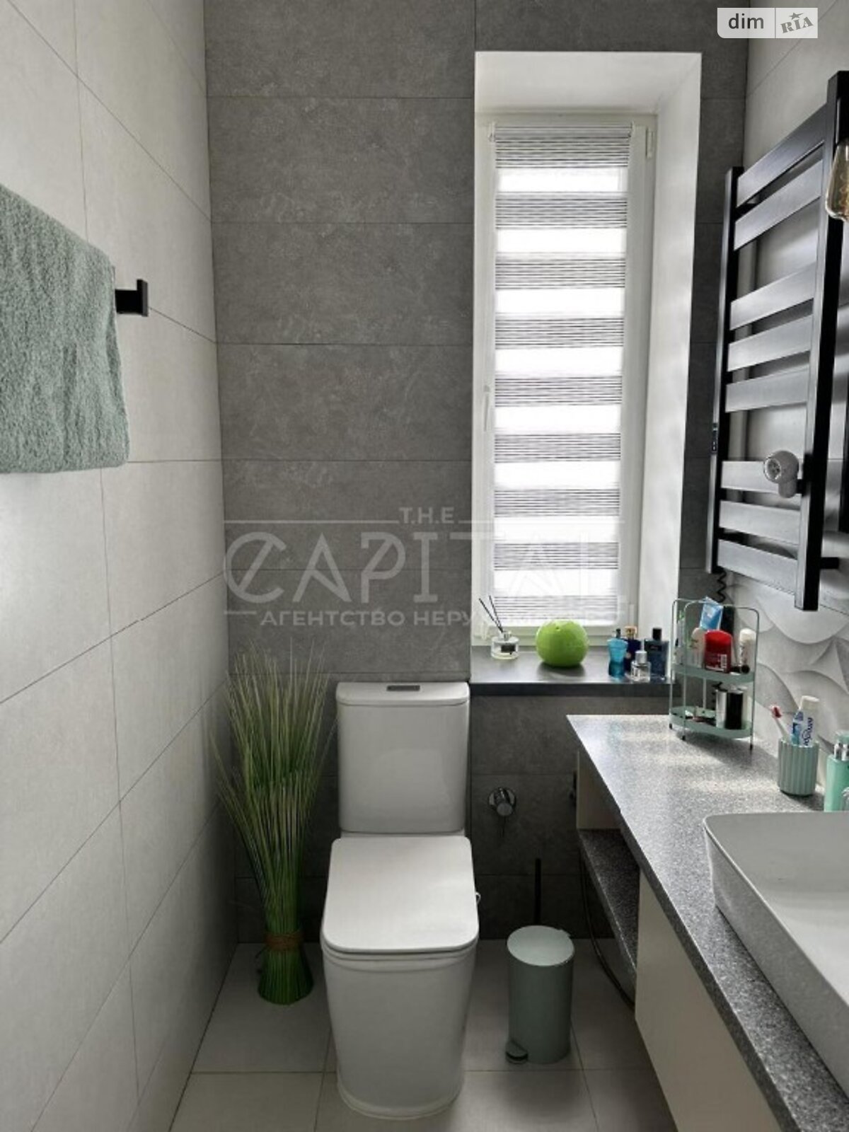 двоповерховий будинок, 370 кв. м, цегла. Продаж у Іванковичах фото 1 двоповерховий будинок, 370 кв. м, цегла. Продаж у Іванковичах фото 1