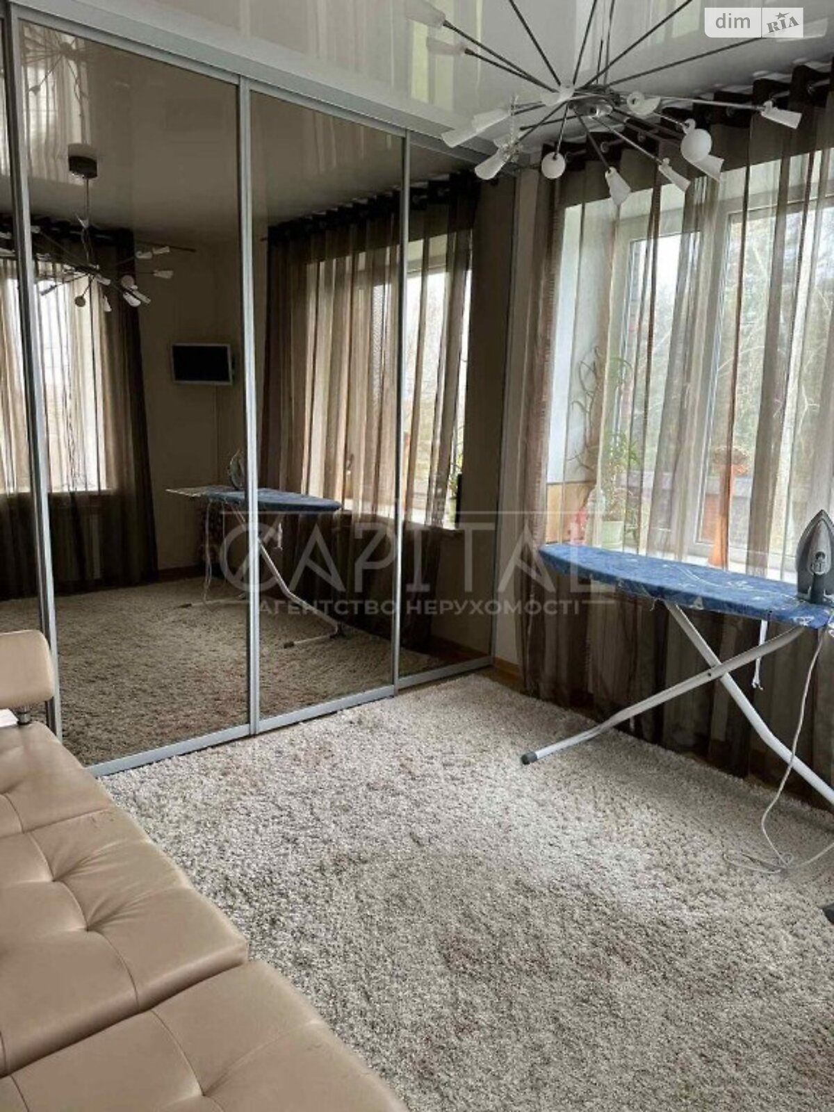 двоповерховий будинок, 370 кв. м, цегла. Продаж у Іванковичах фото 1 двоповерховий будинок, 370 кв. м, цегла. Продаж у Іванковичах фото 1