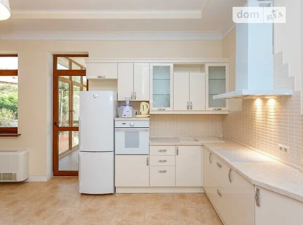двоповерховий будинок з каміном, 1050 кв. м, цегла. Продаж в Іванковичах (Київська обл.) фото 1 двоповерховий будинок з каміном, 1050 кв. м, цегла. Продаж в Іванковичах (Київська обл.) фото 1