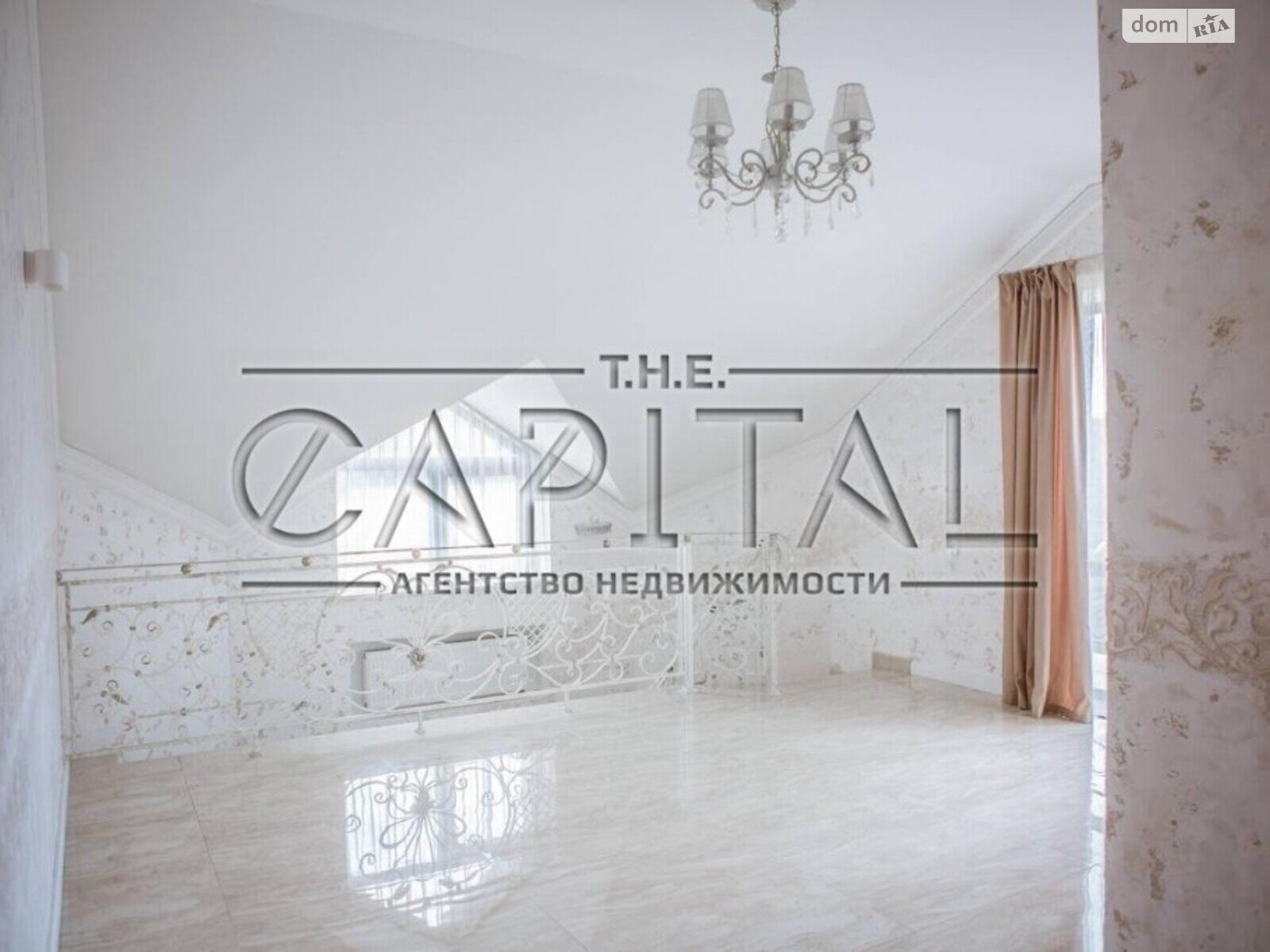 трехэтажный дом, 480 кв. м, кирпич. Продажа в Иванковичах фото 1 трехэтажный дом, 480 кв. м, кирпич. Продажа в Иванковичах фото 1