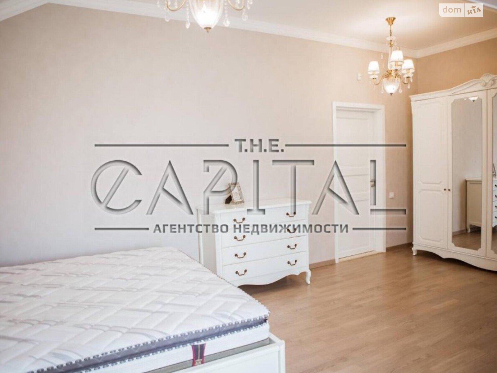 трехэтажный дом, 480 кв. м, кирпич. Продажа в Иванковичах фото 1 трехэтажный дом, 480 кв. м, кирпич. Продажа в Иванковичах фото 1