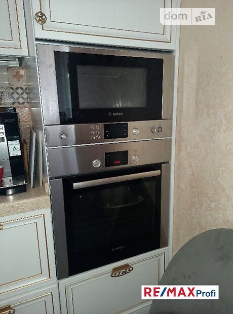 двоповерховий будинок з каміном, 270 кв. м, цегла. Продаж в Іванковичах (Київська обл.) фото 1 двоповерховий будинок з каміном, 270 кв. м, цегла. Продаж в Іванковичах (Київська обл.) фото 1