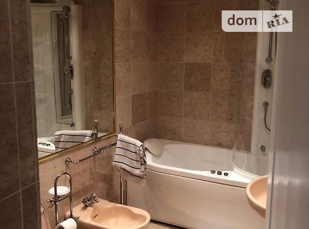 двоповерховий будинок з каміном, 470 кв. м, цегла. Продаж в Іванковичах (Київська обл.) фото 1 двоповерховий будинок з каміном, 470 кв. м, цегла. Продаж в Іванковичах (Київська обл.) фото 1