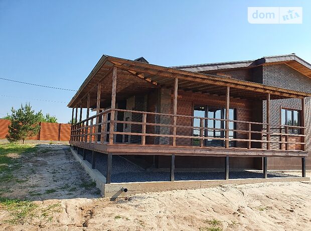 одноповерховий будинок з каміном, 177 кв. м, дерево та цегла. Продаж в Іванковичах (Київська обл.) фото 1 одноповерховий будинок з каміном, 177 кв. м, дерево та цегла. Продаж в Іванковичах (Київська обл.) фото 1