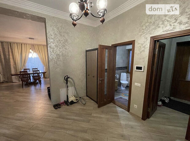 триповерховий будинок, 253 кв. м, кирпич. Продаж в Іванковичах (Київська обл.) фото 1 триповерховий будинок, 253 кв. м, кирпич. Продаж в Іванковичах (Київська обл.) фото 1