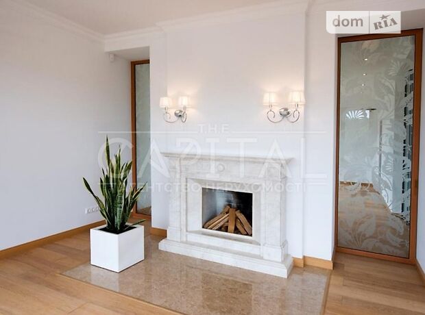 триповерховий будинок з каміном, 340 кв. м, цегла. Продаж у Іванковичах фото 1 триповерховий будинок з каміном, 340 кв. м, цегла. Продаж у Іванковичах фото 1