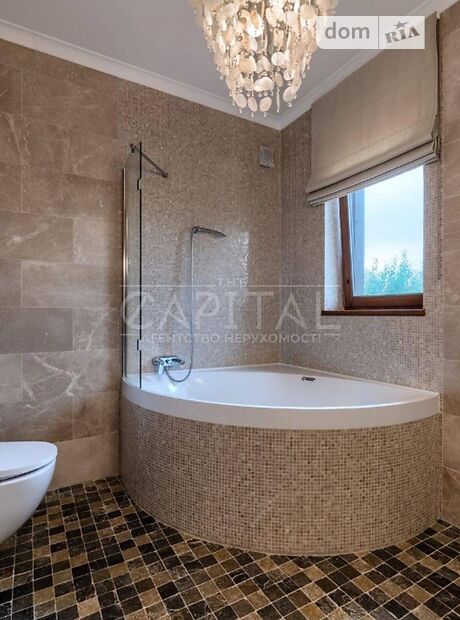 триповерховий будинок з каміном, 340 кв. м, цегла. Продаж у Іванковичах фото 1 триповерховий будинок з каміном, 340 кв. м, цегла. Продаж у Іванковичах фото 1