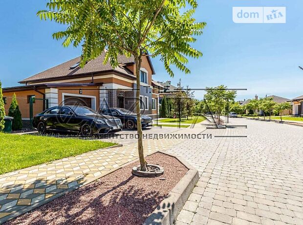 двоповерховий будинок з ремонтом, 420 кв. м, цегла. Продаж в Крушинці (Київська обл.) фото 1 двоповерховий будинок з ремонтом, 420 кв. м, цегла. Продаж в Крушинці (Київська обл.) фото 1