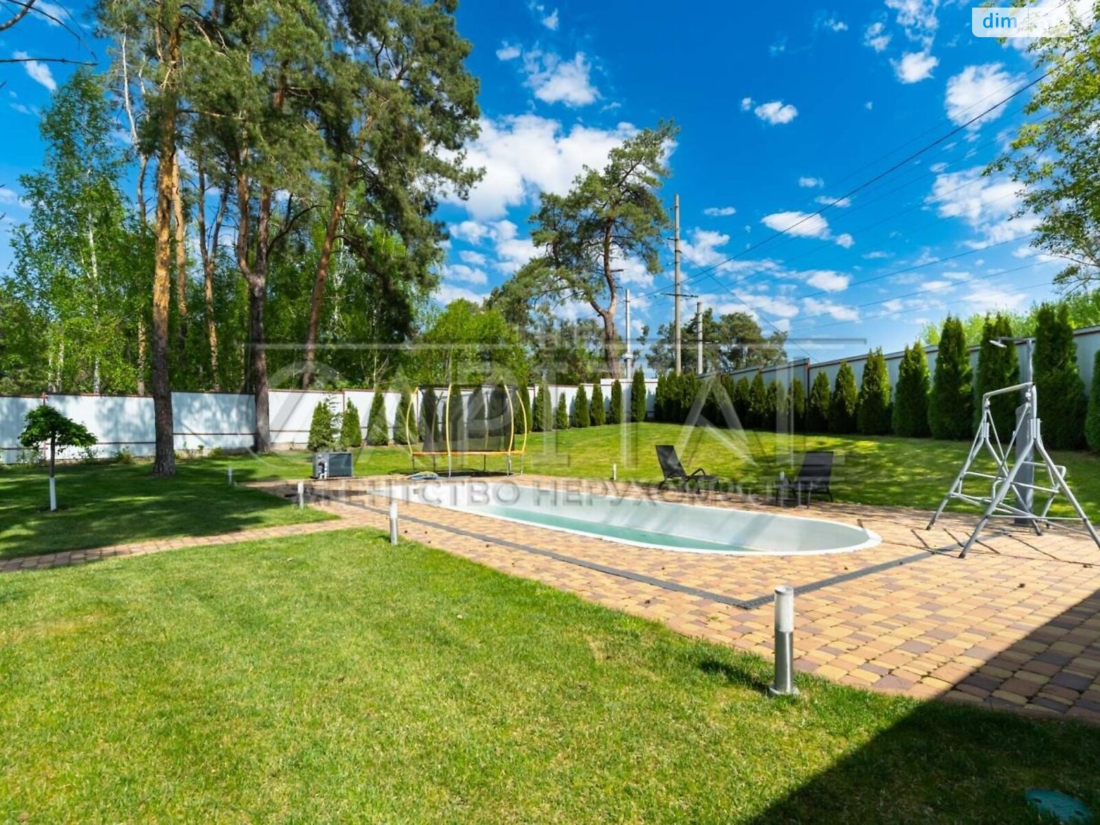 двухэтажный дом с гаражом, 208.6 кв. м, кирпич. Продажа в Василькове фото 1 двухэтажный дом с гаражом, 208.6 кв. м, кирпич. Продажа в Василькове фото 1