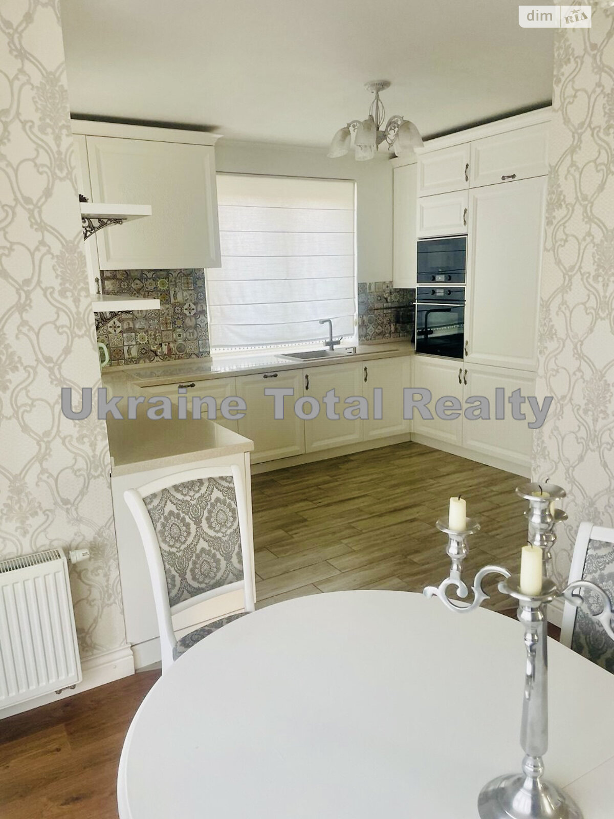 двоповерховий будинок з гаражем, 240 кв. м, цегла. Продаж у Василькові фото 1 двоповерховий будинок з гаражем, 240 кв. м, цегла. Продаж у Василькові фото 1