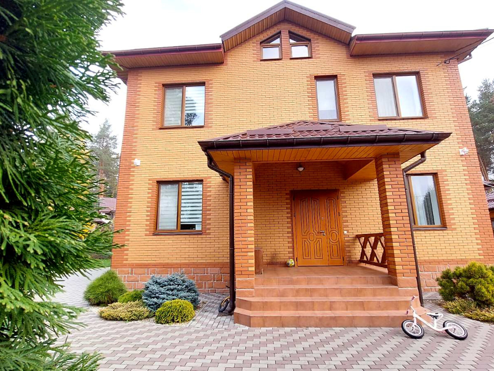 двоповерховий будинок з верандою, 360 кв. м, цегла. Продаж у Василькові фото 1