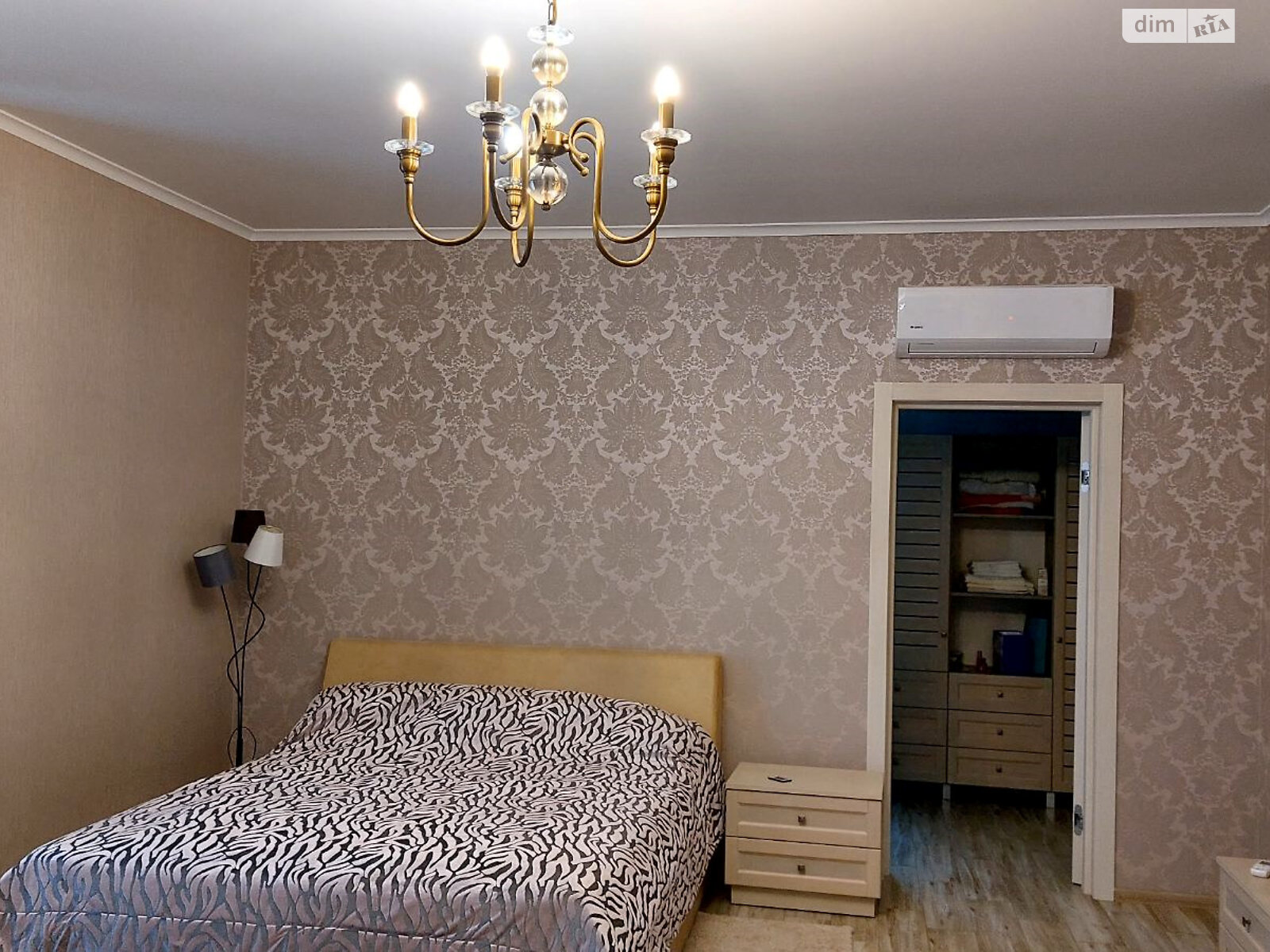 двоповерховий будинок з верандою, 360 кв. м, цегла. Продаж у Василькові фото 1