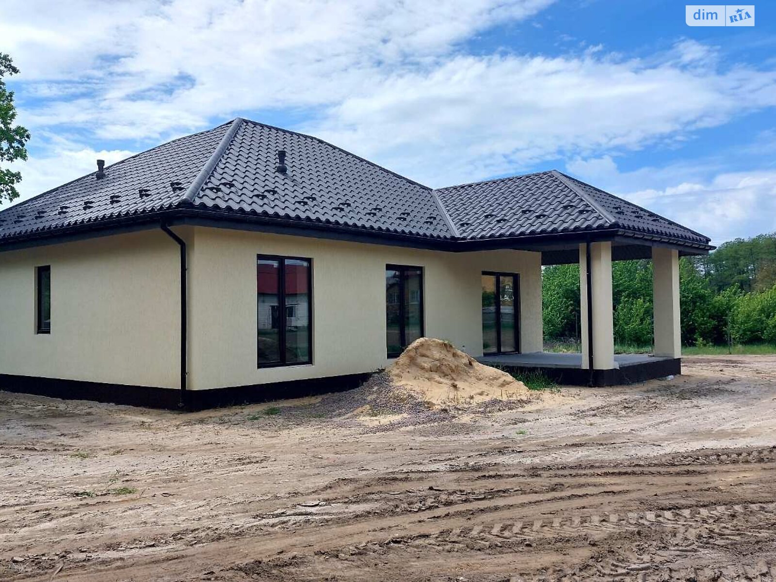 одноповерховий будинок з опаленням, 100 кв. м, кирпич. Продаж в Василькові, район Васильків фото 1 одноповерховий будинок з опаленням, 100 кв. м, кирпич. Продаж в Василькові, район Васильків фото 1