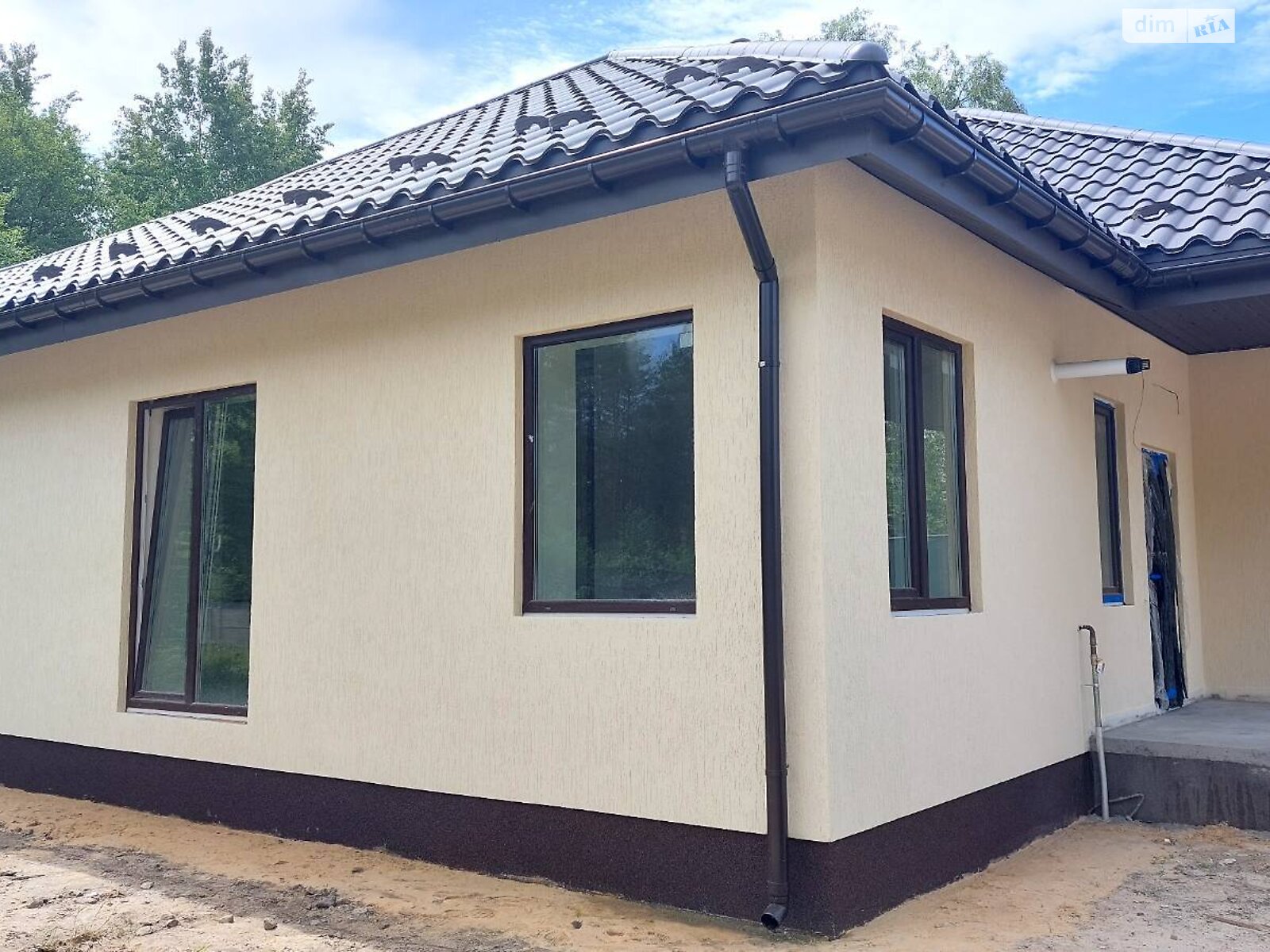 одноповерховий будинок з опаленням, 100 кв. м, кирпич. Продаж в Василькові, район Васильків фото 1 одноповерховий будинок з опаленням, 100 кв. м, кирпич. Продаж в Василькові, район Васильків фото 1