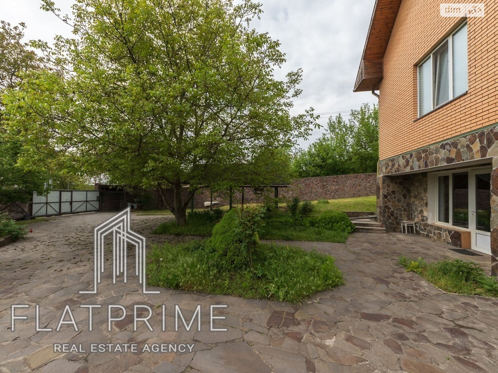 двоповерховий будинок з гаражем, 241.5 кв. м, цегла. Продаж в Василькові, район Васильків фото 1 двоповерховий будинок з гаражем, 241.5 кв. м, цегла. Продаж в Василькові, район Васильків фото 1
