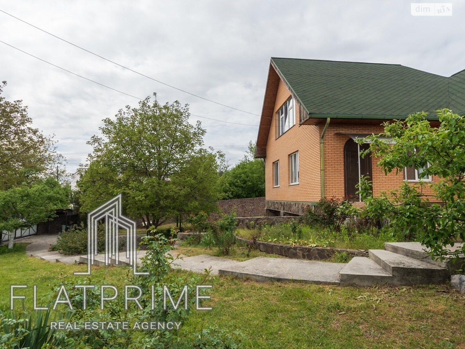 двоповерховий будинок з гаражем, 241.5 кв. м, цегла. Продаж в Василькові, район Васильків фото 1 двоповерховий будинок з гаражем, 241.5 кв. м, цегла. Продаж в Василькові, район Васильків фото 1