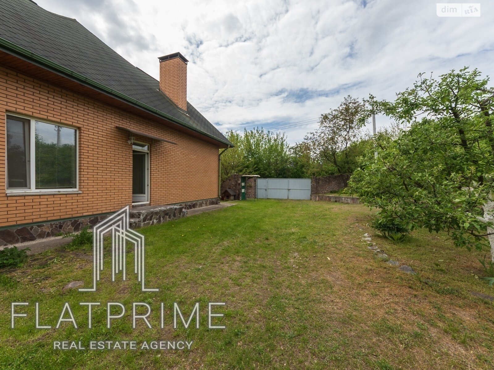 двоповерховий будинок з гаражем, 241.5 кв. м, цегла. Продаж в Василькові, район Васильків фото 1 двоповерховий будинок з гаражем, 241.5 кв. м, цегла. Продаж в Василькові, район Васильків фото 1