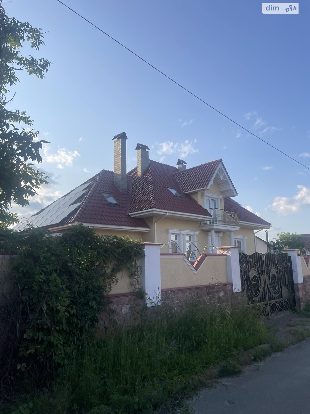 двухэтажный дом с гаражом, 200 кв. м, кирпич. Продажа в Василькове район Васильков фото 1 двухэтажный дом с гаражом, 200 кв. м, кирпич. Продажа в Василькове район Васильков фото 1