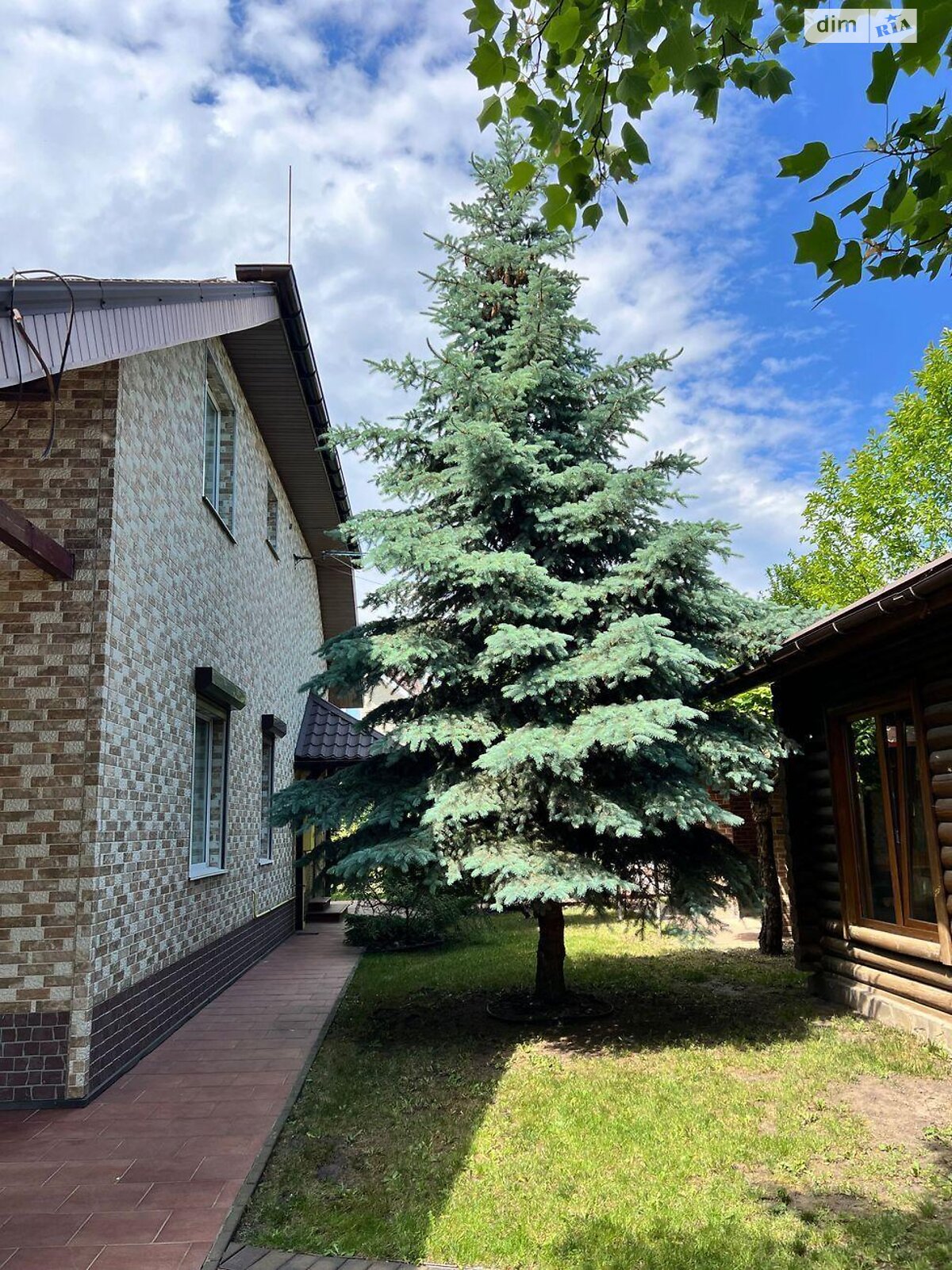 двухэтажный дом, 250 кв. м, кирпич. Продажа в Василькове район Васильков фото 1 двухэтажный дом, 250 кв. м, кирпич. Продажа в Василькове район Васильков фото 1