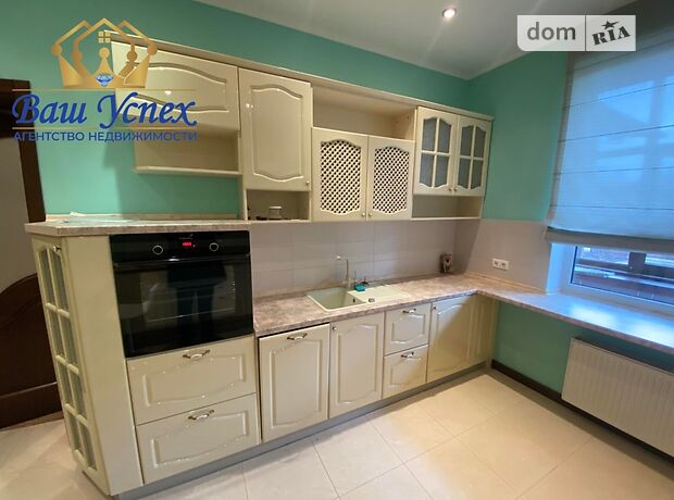 двоповерховий будинок з каміном, 230 кв. м, цегла. Продаж в Василькові, район Васильків фото 1 двоповерховий будинок з каміном, 230 кв. м, цегла. Продаж в Василькові, район Васильків фото 1