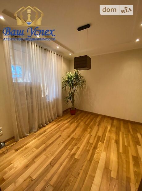 двоповерховий будинок з каміном, 230 кв. м, цегла. Продаж в Василькові, район Васильків фото 1 двоповерховий будинок з каміном, 230 кв. м, цегла. Продаж в Василькові, район Васильків фото 1