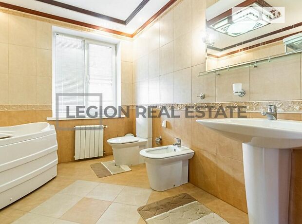 двоповерховий будинок з каміном, 503 кв. м, кирпич. Продаж в Василькові, район Васильків фото 1 двоповерховий будинок з каміном, 503 кв. м, кирпич. Продаж в Василькові, район Васильків фото 1