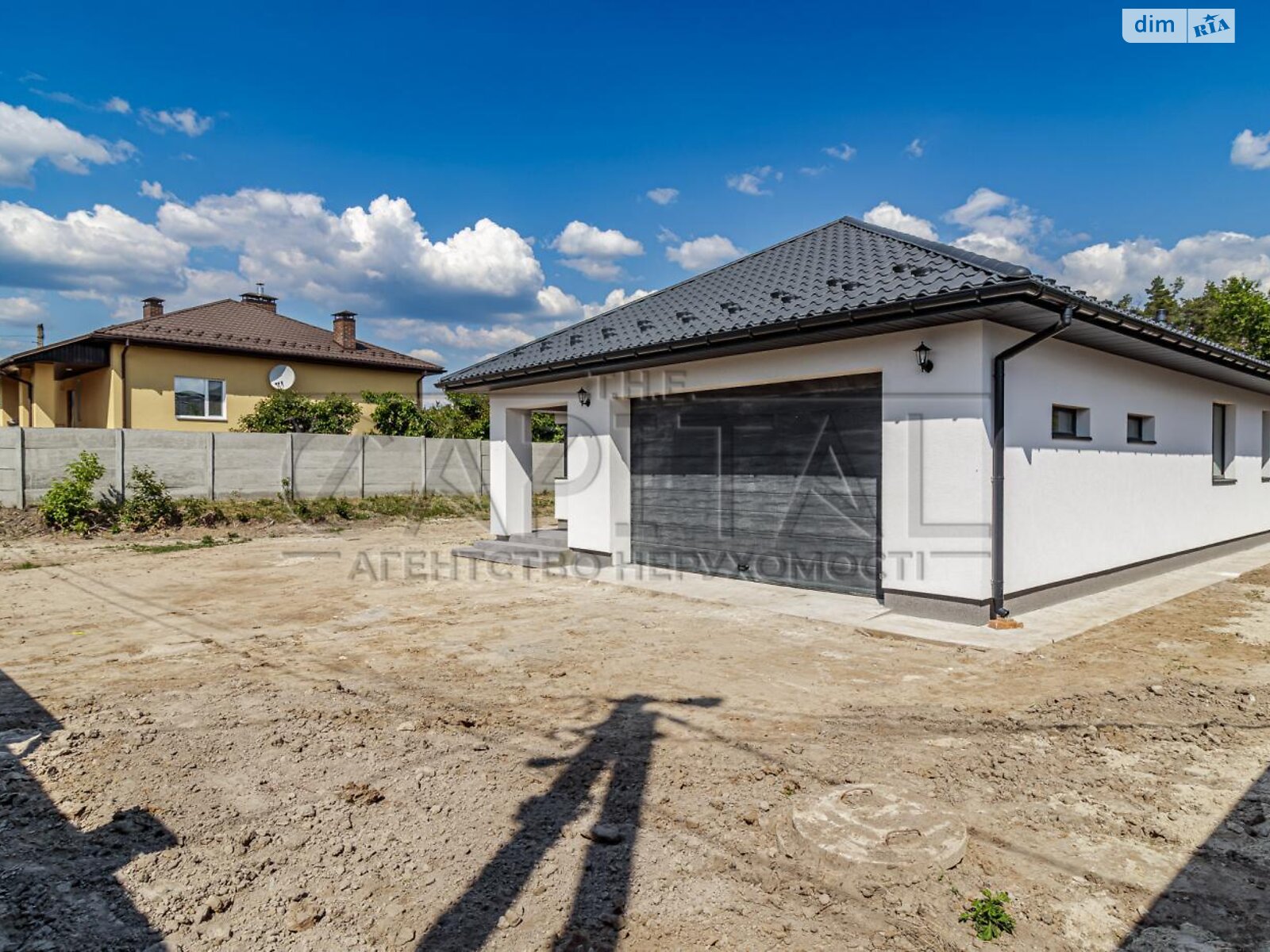 одноэтажный дом с гаражом, 180 кв. м, кирпич. Продажа в Василькове фото 1 одноэтажный дом с гаражом, 180 кв. м, кирпич. Продажа в Василькове фото 1