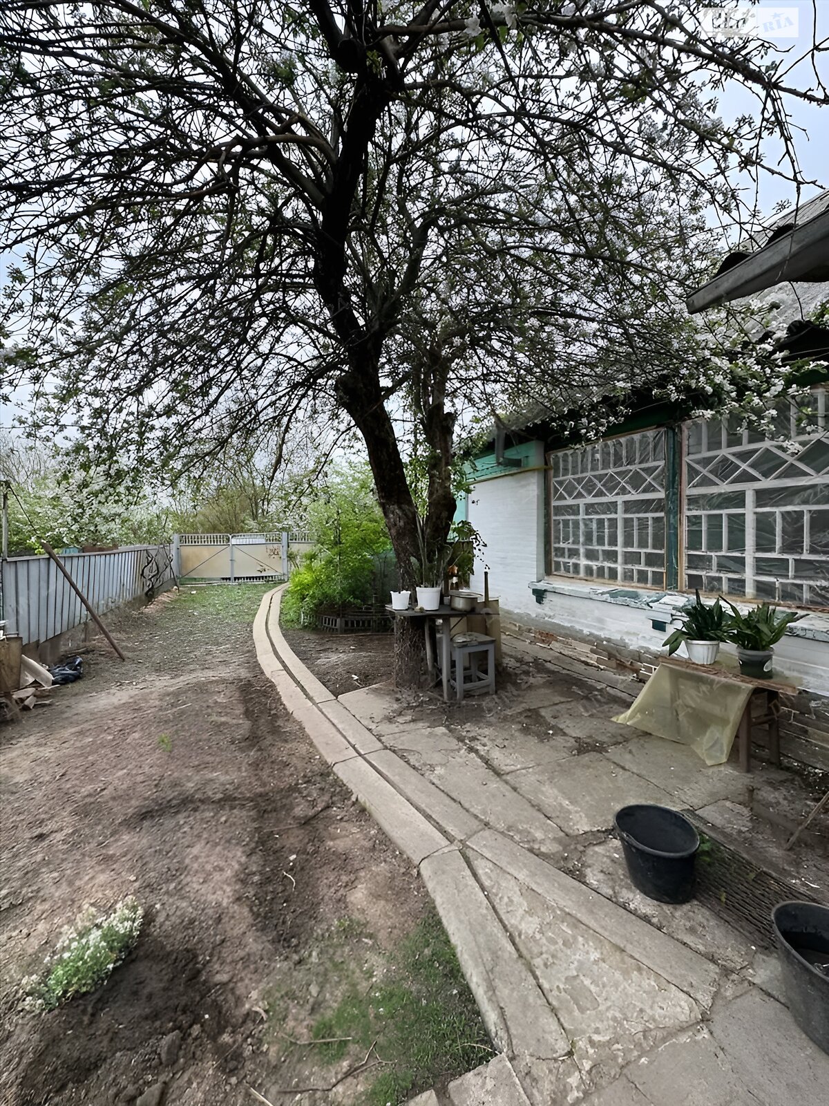 одноэтажный дом с гаражом, 41.6 кв. м, кирпич саманный. Продажа в Ваци фото 1 одноэтажный дом с гаражом, 41.6 кв. м, кирпич саманный. Продажа в Ваци фото 1