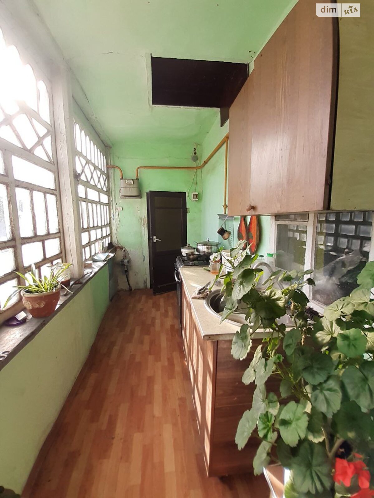 одноэтажный дом с гаражом, 41.6 кв. м, кирпич саманный. Продажа в Ваци фото 1 одноэтажный дом с гаражом, 41.6 кв. м, кирпич саманный. Продажа в Ваци фото 1