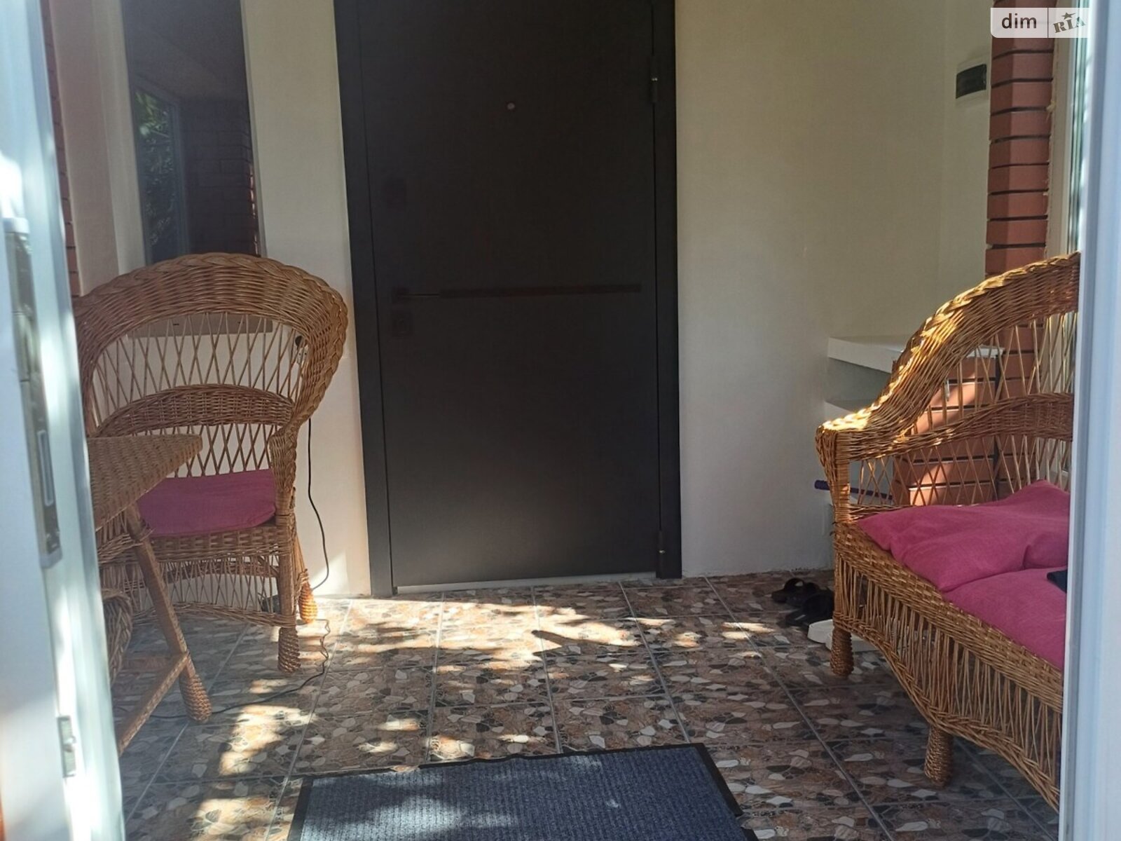 одноэтажный дом с верандой, 74.5 кв. м, кирпич. Продажа в Великой Александровке район Великая Александровка фото 1 одноэтажный дом с верандой, 74.5 кв. м, кирпич. Продажа в Великой Александровке район Великая Александровка фото 1