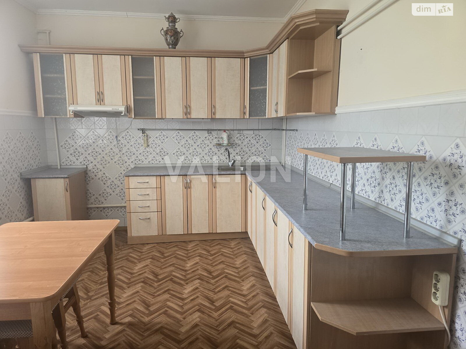 одноэтажный дом с верандой, 114 кв. м, кирпич. Продажа в Великой Александровке фото 1 одноэтажный дом с верандой, 114 кв. м, кирпич. Продажа в Великой Александровке фото 1