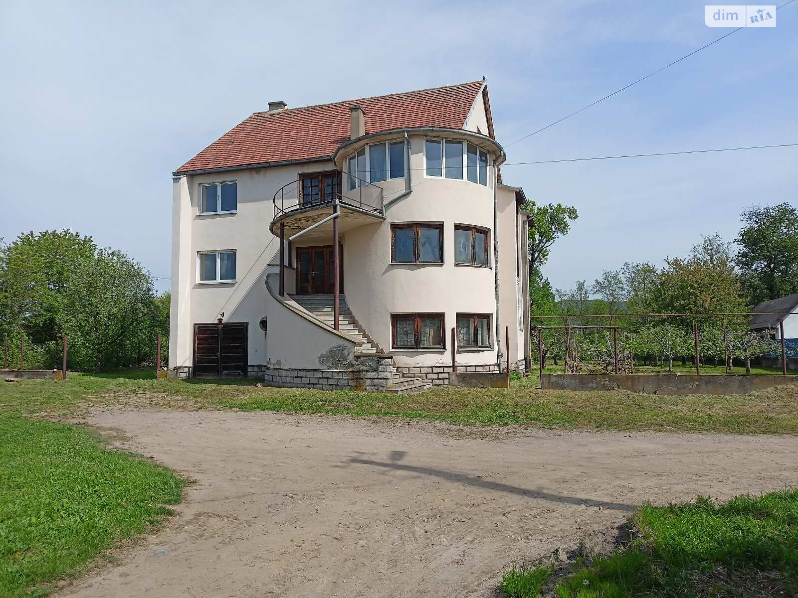 трехэтажный дом, 483.7 кв. м, кирпич. Продажа в Великой Бакте фото 1 трехэтажный дом, 483.7 кв. м, кирпич. Продажа в Великой Бакте фото 1