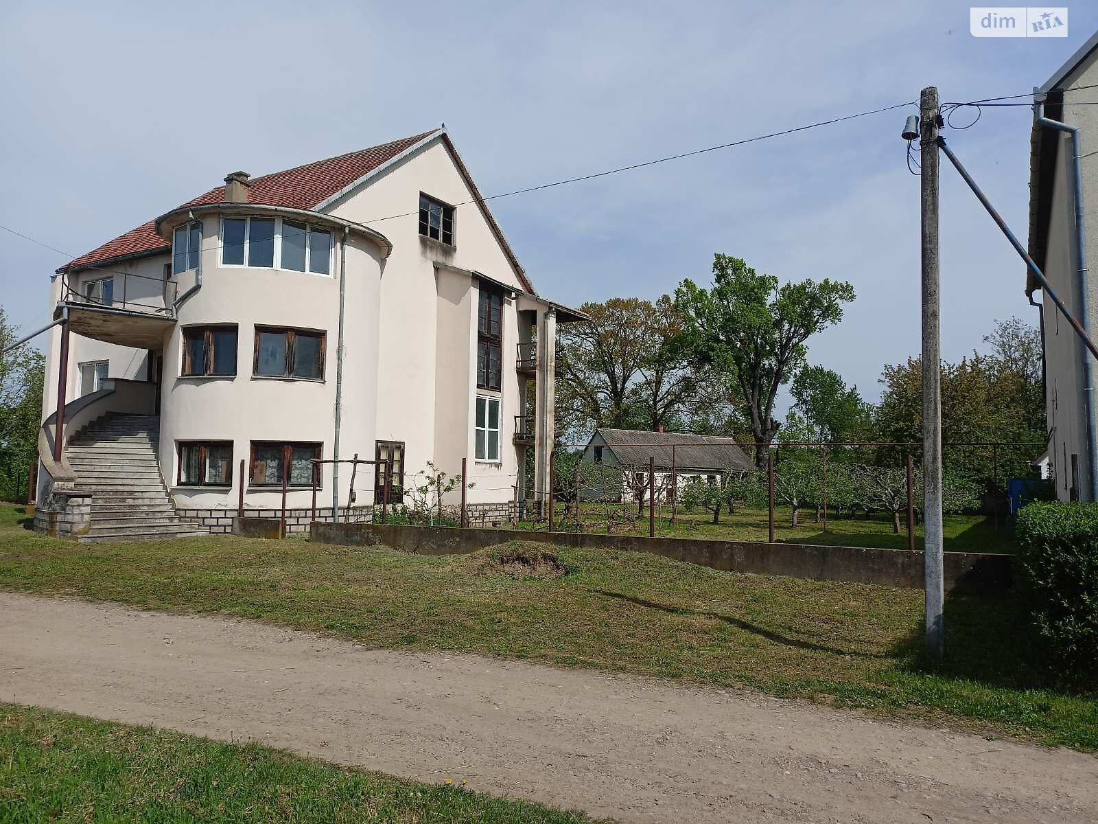 трехэтажный дом, 483.7 кв. м, кирпич. Продажа в Великой Бакте фото 1 трехэтажный дом, 483.7 кв. м, кирпич. Продажа в Великой Бакте фото 1