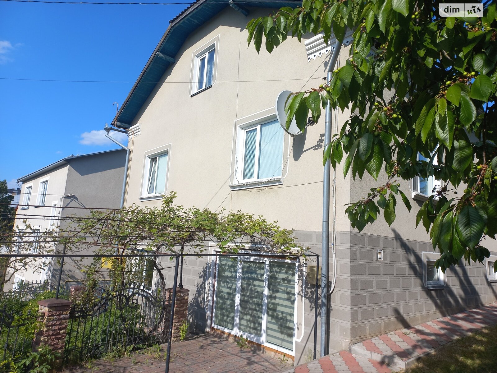 двухэтажный дом с верандой, 177.5 кв. м, кирпич. Продажа в Великой Березовице район Кемпинг фото 1 двухэтажный дом с верандой, 177.5 кв. м, кирпич. Продажа в Великой Березовице район Кемпинг фото 1