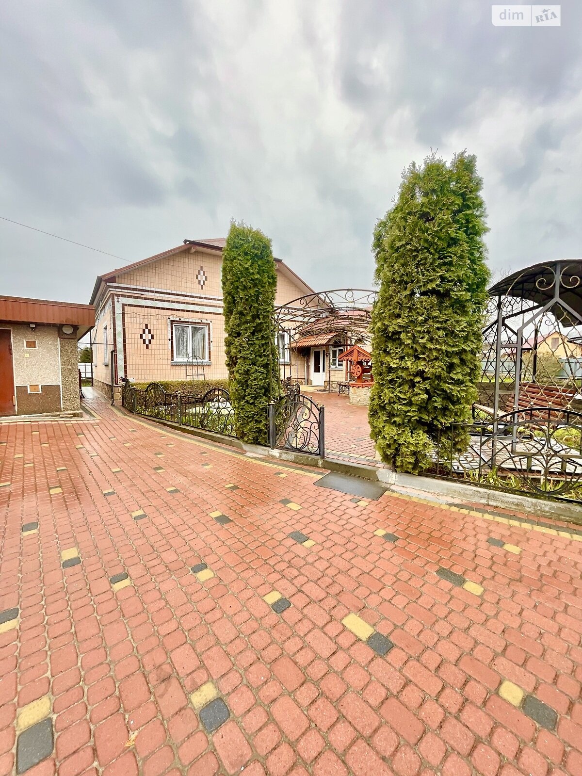 одноэтажный дом с верандой, 126 кв. м, кирпич. Продажа в Великой Березовице фото 1 одноэтажный дом с верандой, 126 кв. м, кирпич. Продажа в Великой Березовице фото 1