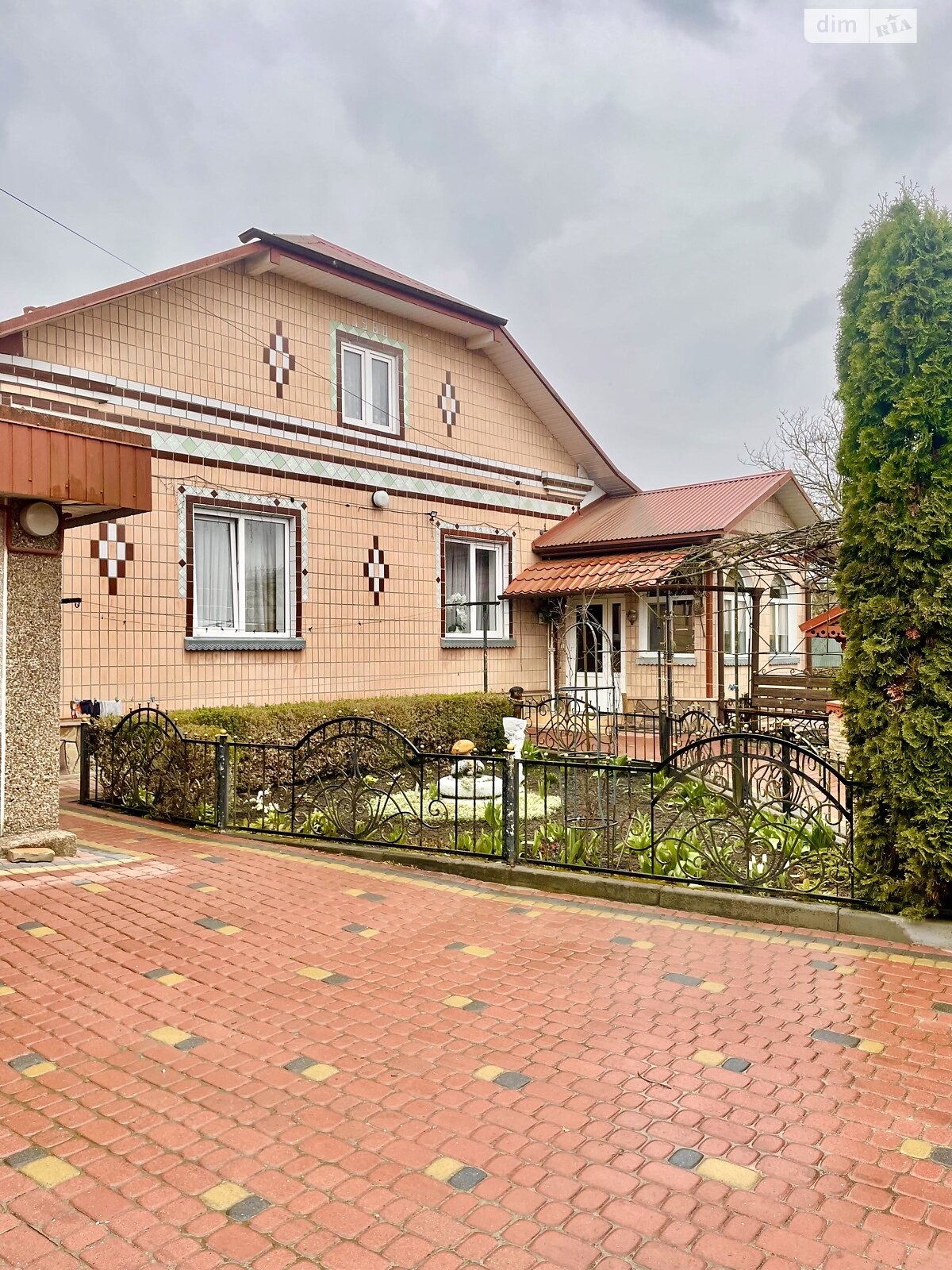 одноэтажный дом с верандой, 126 кв. м, кирпич. Продажа в Великой Березовице фото 1 одноэтажный дом с верандой, 126 кв. м, кирпич. Продажа в Великой Березовице фото 1