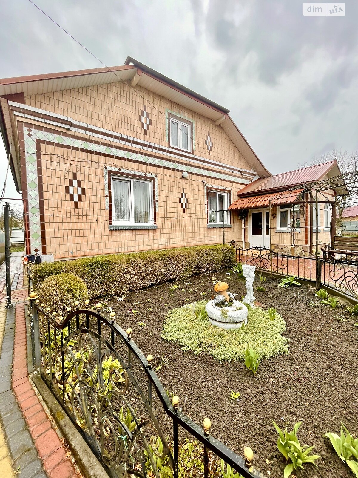 одноэтажный дом с верандой, 126 кв. м, кирпич. Продажа в Великой Березовице фото 1 одноэтажный дом с верандой, 126 кв. м, кирпич. Продажа в Великой Березовице фото 1