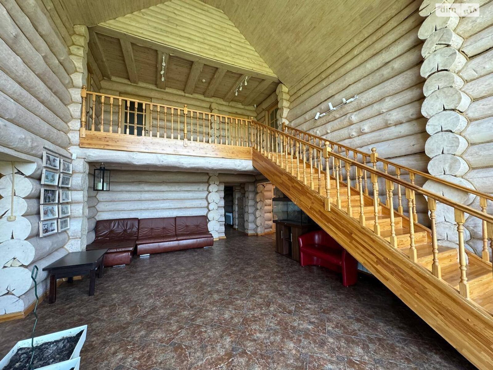 двоповерховий будинок з гаражем, 354.6 кв. м, зруб. Продаж у Великій Бугаївці фото 1 двоповерховий будинок з гаражем, 354.6 кв. м, зруб. Продаж у Великій Бугаївці фото 1