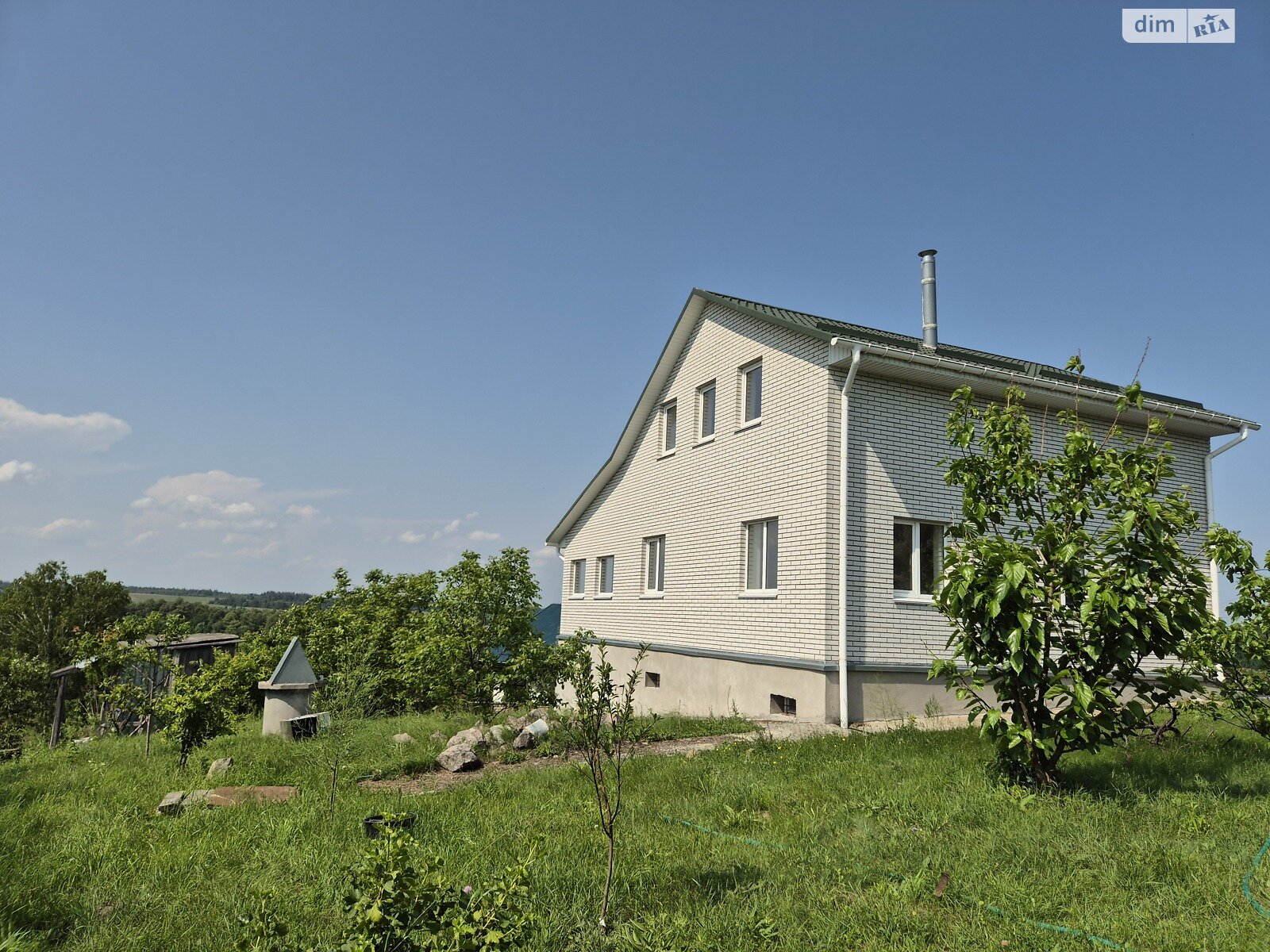 трехэтажный дом с балконом, 190 кв. м, кирпич. Продажа в Великой Бугаевке фото 1 трехэтажный дом с балконом, 190 кв. м, кирпич. Продажа в Великой Бугаевке фото 1