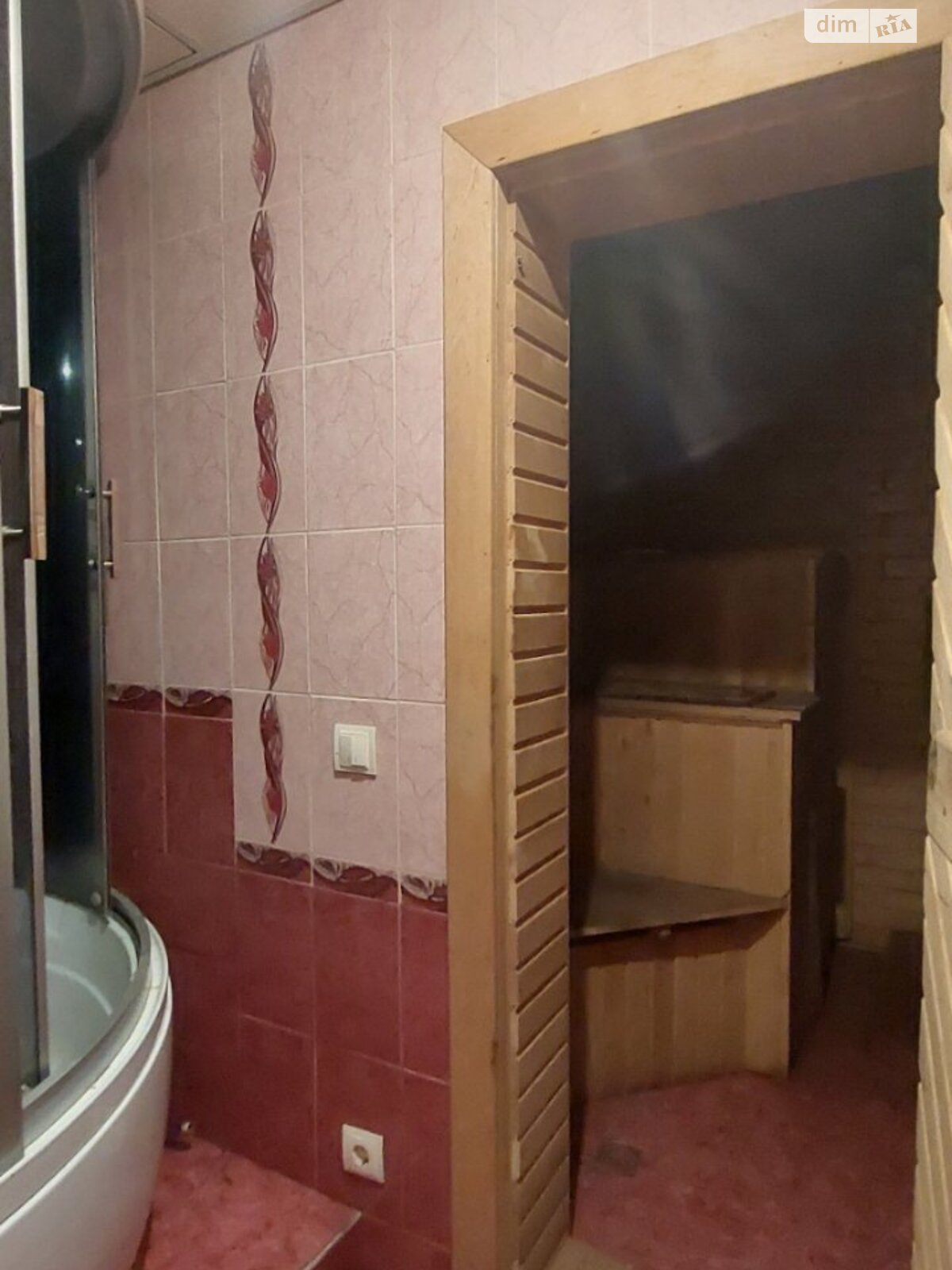 триповерховий будинок з верандою, 197 кв. м, керамзітобетон. Продаж у Великій Димерці фото 1