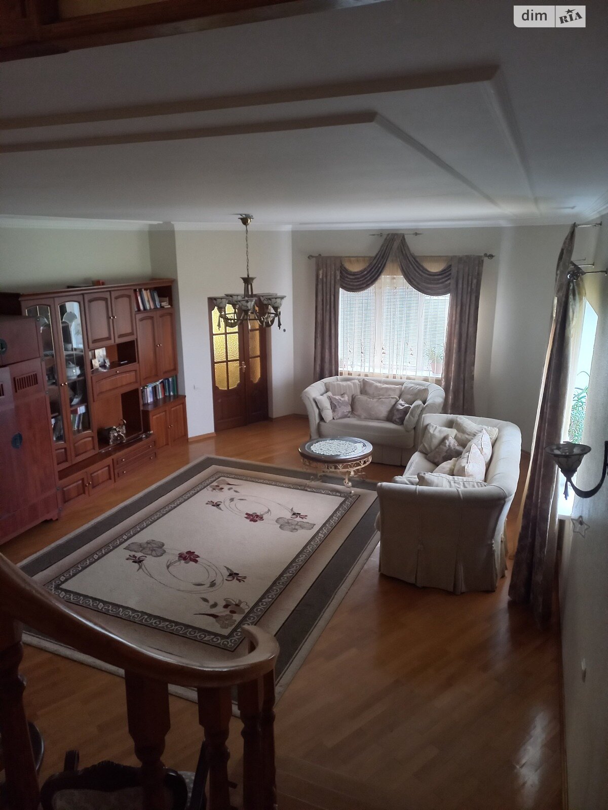 двухэтажный дом с балконом, 435.8 кв. м, кирпич. Продажа в Великой Омеляне фото 1 двухэтажный дом с балконом, 435.8 кв. м, кирпич. Продажа в Великой Омеляне фото 1