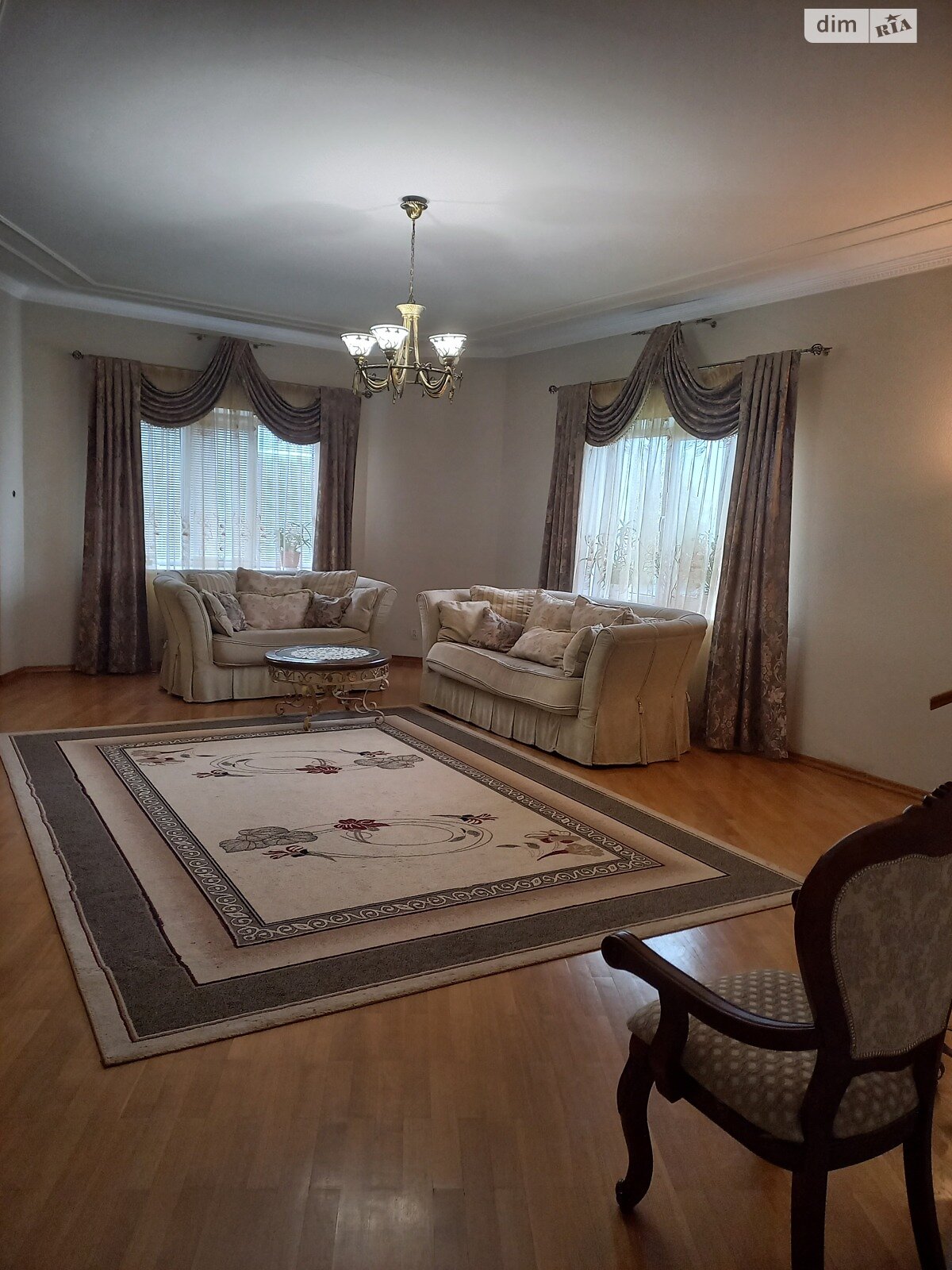 двухэтажный дом с балконом, 435.8 кв. м, кирпич. Продажа в Великой Омеляне фото 1 двухэтажный дом с балконом, 435.8 кв. м, кирпич. Продажа в Великой Омеляне фото 1