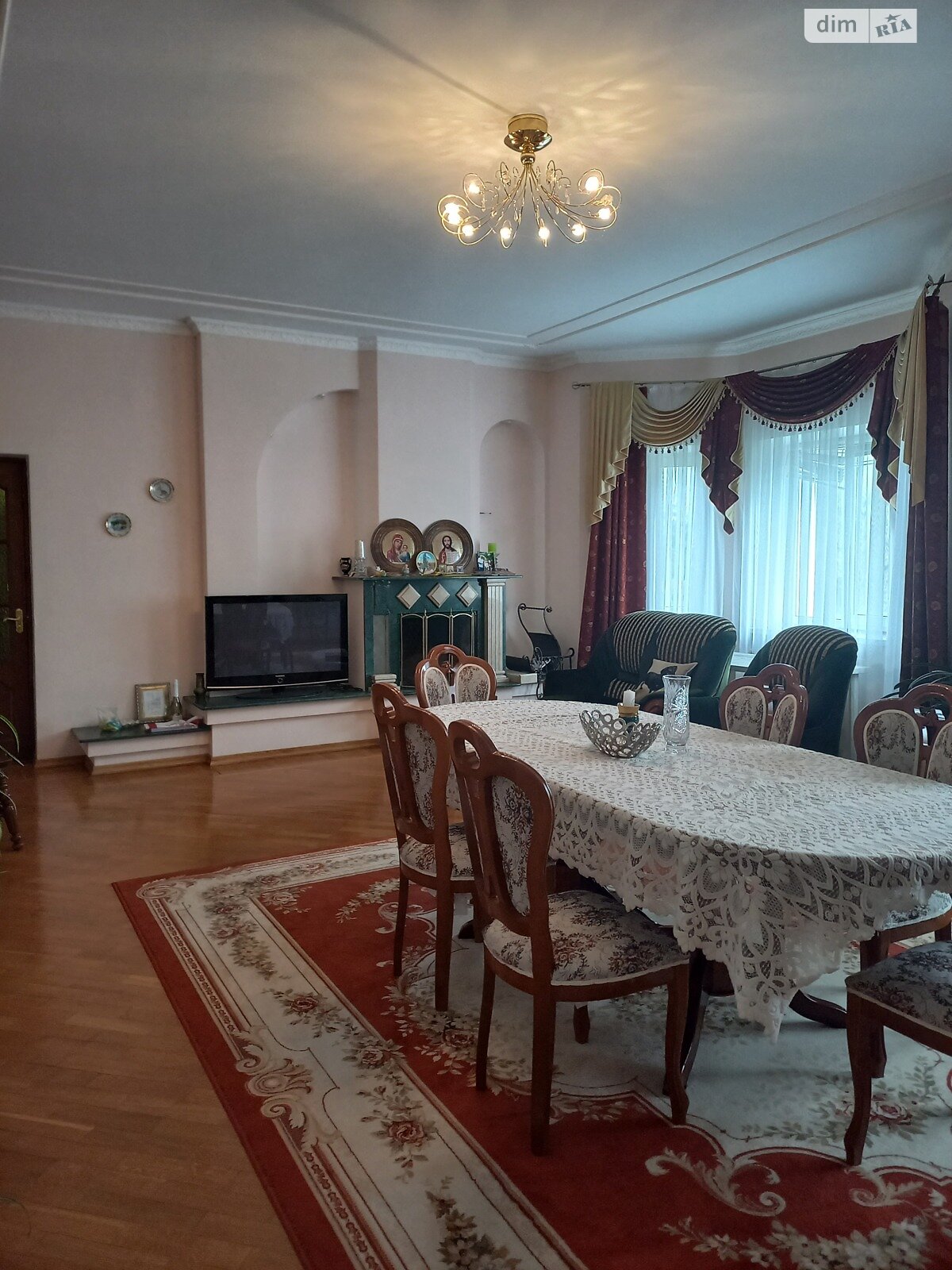 двухэтажный дом с балконом, 435.8 кв. м, кирпич. Продажа в Великой Омеляне фото 1 двухэтажный дом с балконом, 435.8 кв. м, кирпич. Продажа в Великой Омеляне фото 1