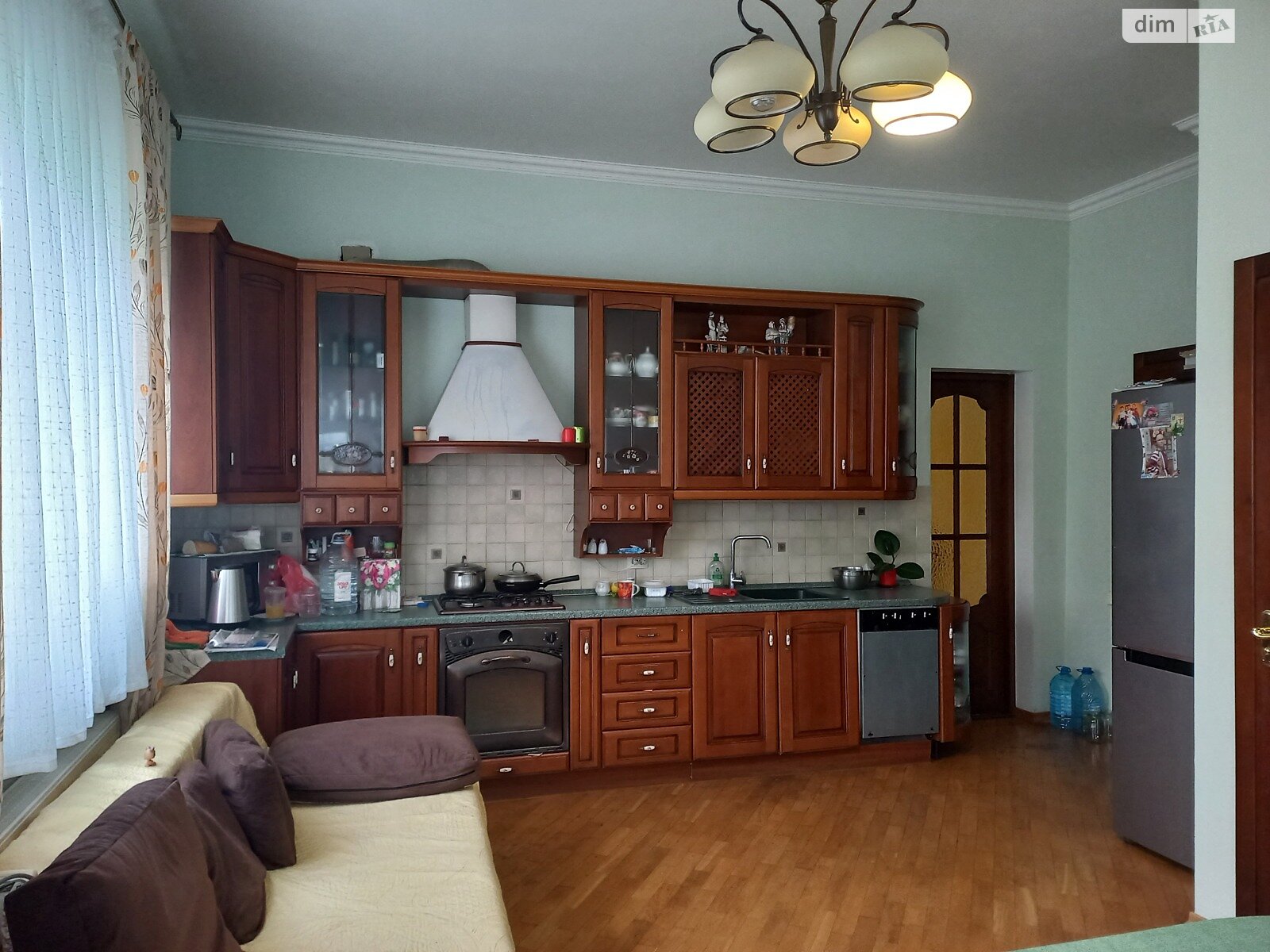 двухэтажный дом с балконом, 435.8 кв. м, кирпич. Продажа в Великой Омеляне фото 1 двухэтажный дом с балконом, 435.8 кв. м, кирпич. Продажа в Великой Омеляне фото 1