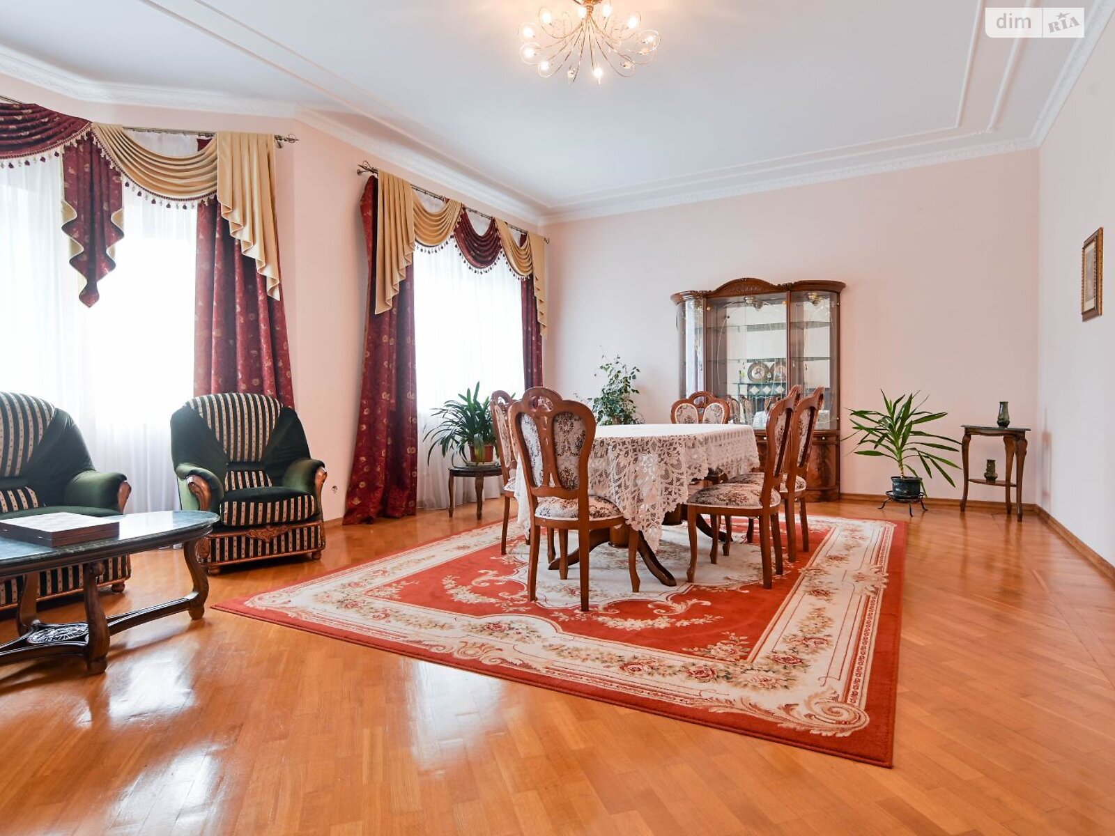 двухэтажный дом с верандой, 350 кв. м, кирпич. Продажа в Великой Омеляне фото 1 двухэтажный дом с верандой, 350 кв. м, кирпич. Продажа в Великой Омеляне фото 1